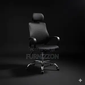 Swivel Mesh Office Chair With Adjustable Headrest