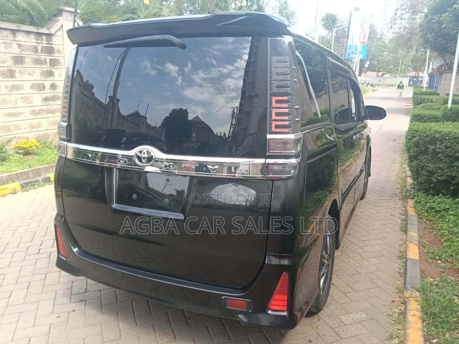 Toyota Voxy 2018 Black