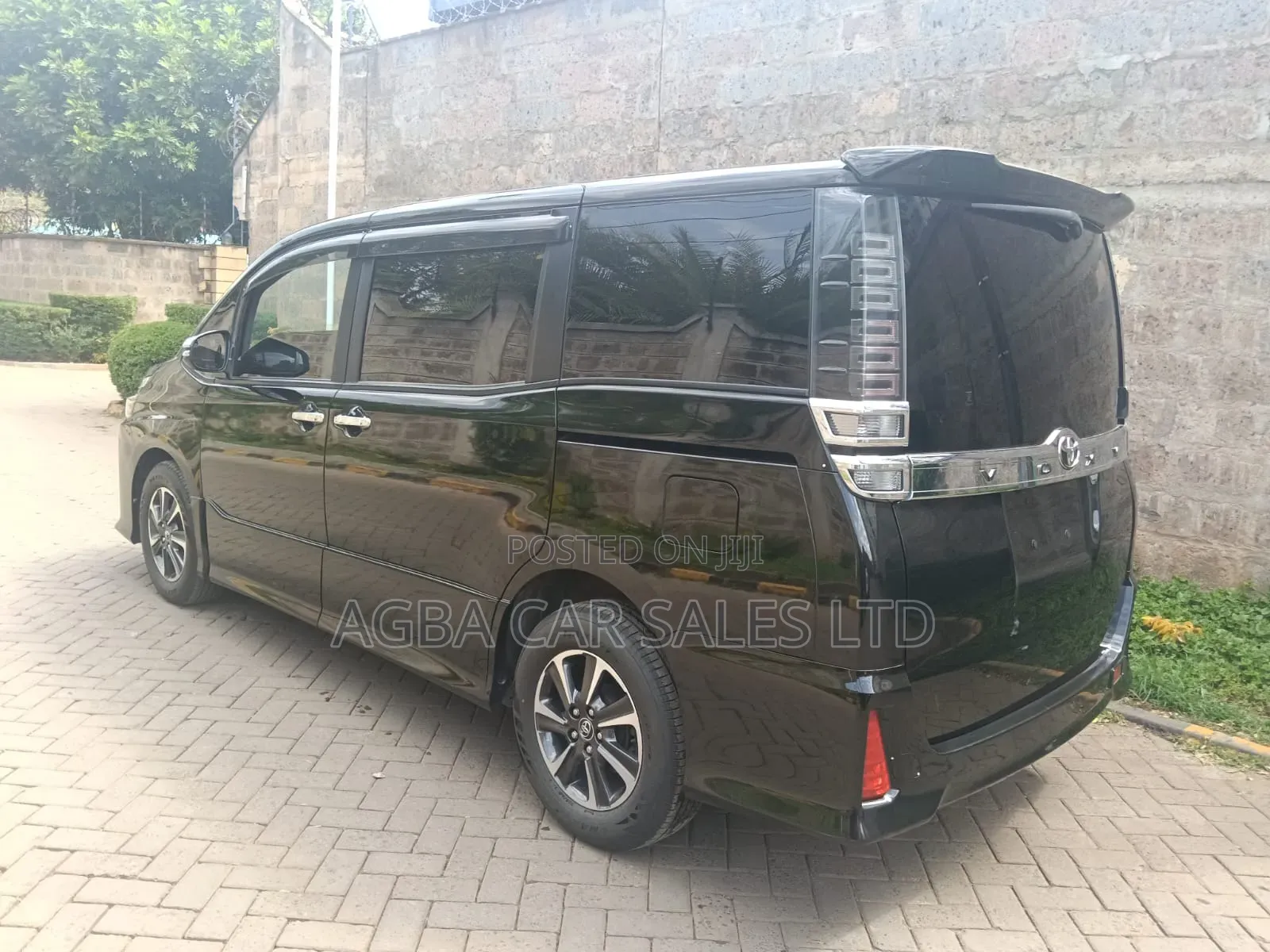 Toyota Voxy 2018 Black