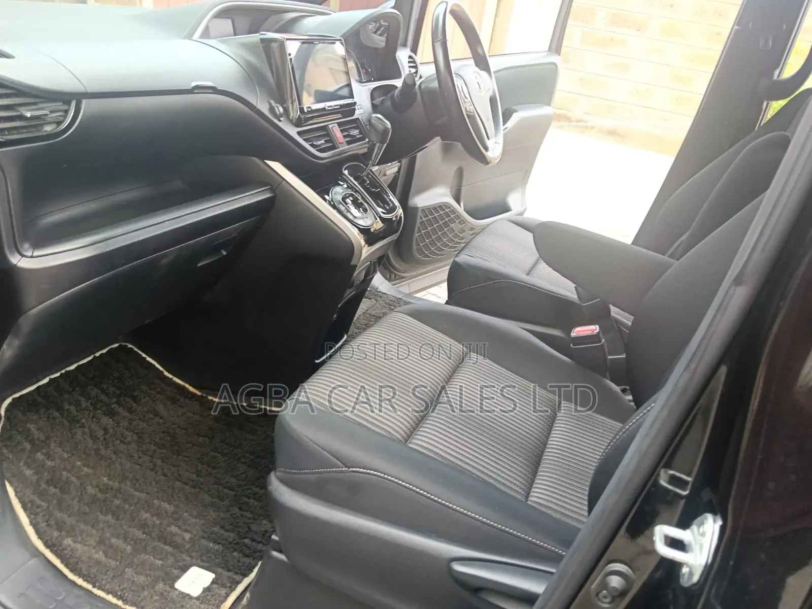 Toyota Voxy 2018 Black
