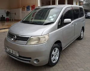 Nissan Serena 2009 Silver