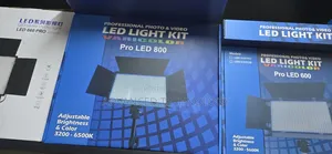Pro Led 800 Video Light 2 Batteries ,Direct Power Adapter and Chsrger