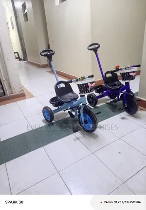 Tricycle With Handle Push Suitable for 1 Year Upto 4 Years