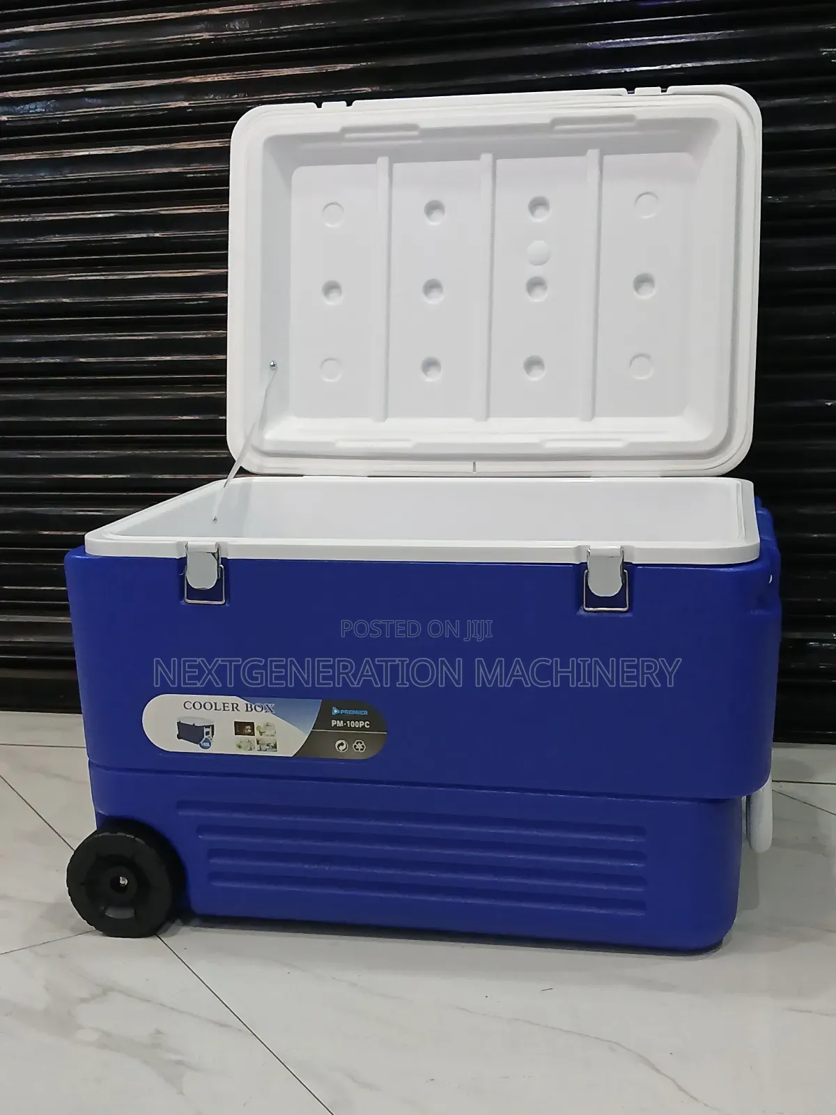 Premier 100l Cooler Box