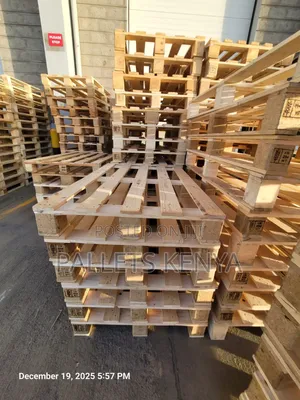 Tough Wood Pallets-Built for Longterm Use. 015