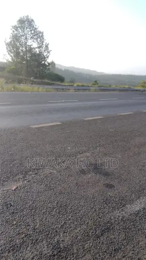 2.5 Acres Fronting Thika- Sagana Highway at Kambiti