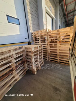 Wooden Pallets-Reclaimed Eco-Conscious Pallet. 021