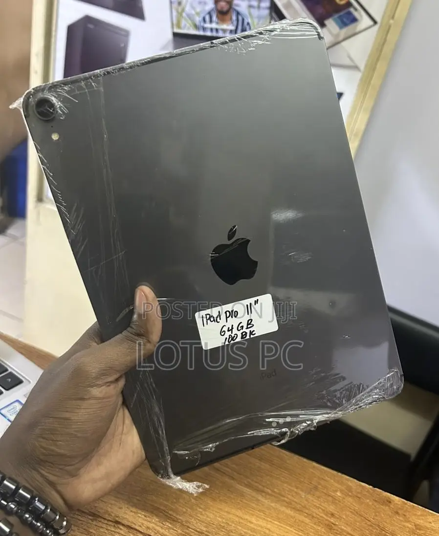 Apple iPad Pro 11 (2018) 64 GB Gray