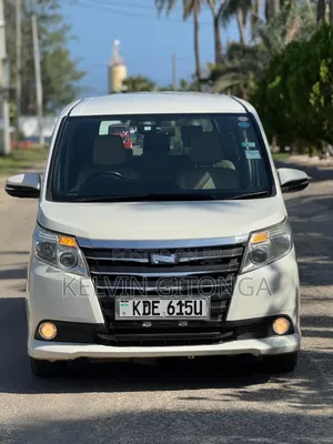 Toyota Noah 2016 White