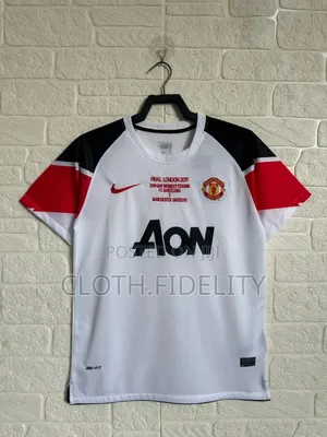 Manchester United 2011 Away Retro Jersey.