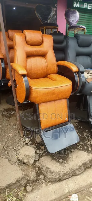 Brown Kinyozi Seats