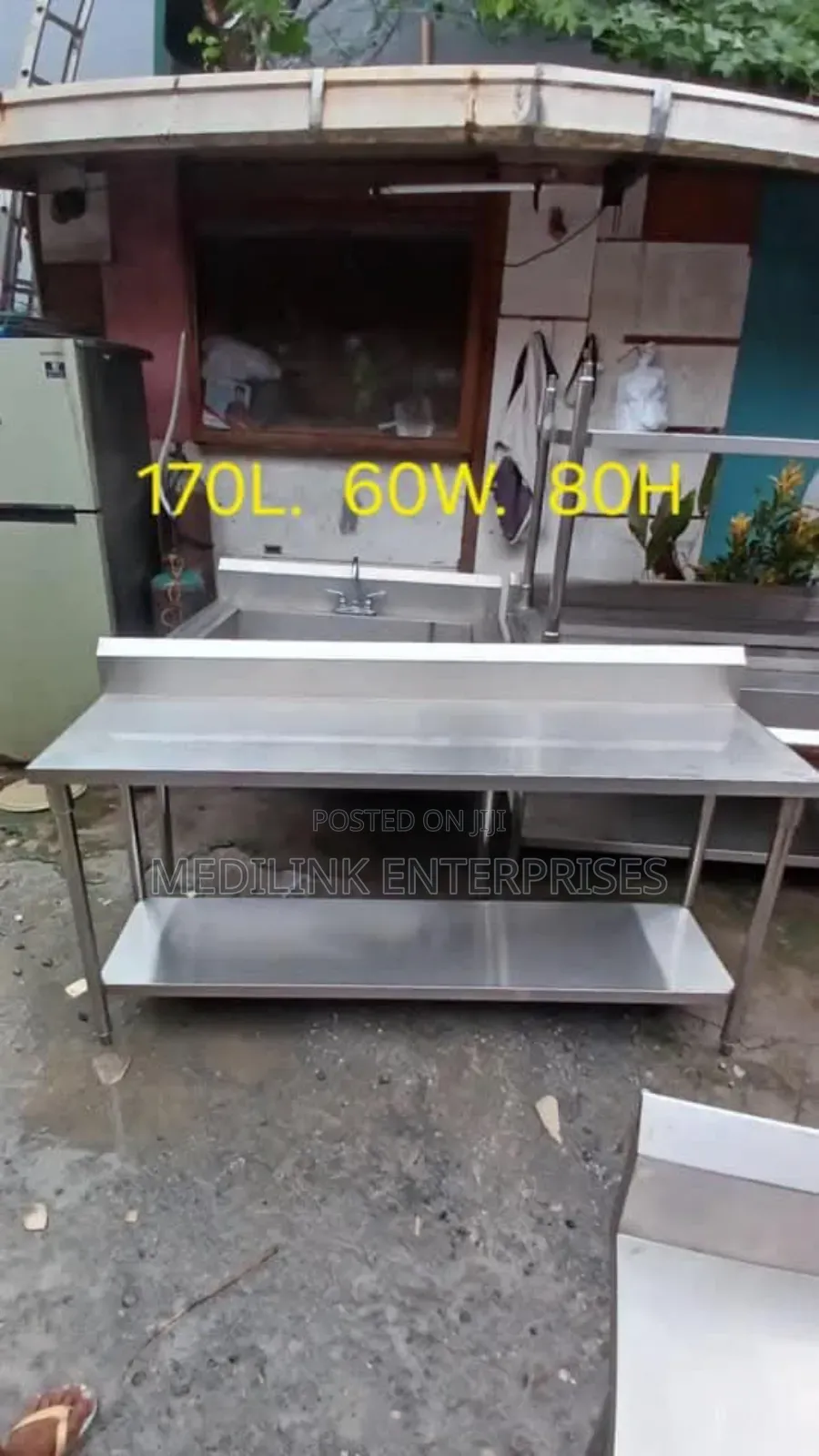Customized Kitchen Working Tables