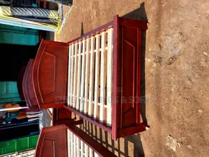 Classic Wooden 4 × 6 Bed