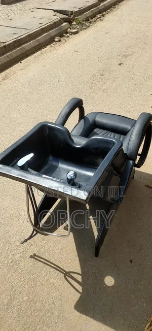 Big Bowl Salon Sink/ Shampoo Chair