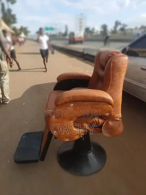 Brown Kinyozi Seat