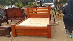Slatted Wooden Bed 4 by 6 Mahogany
