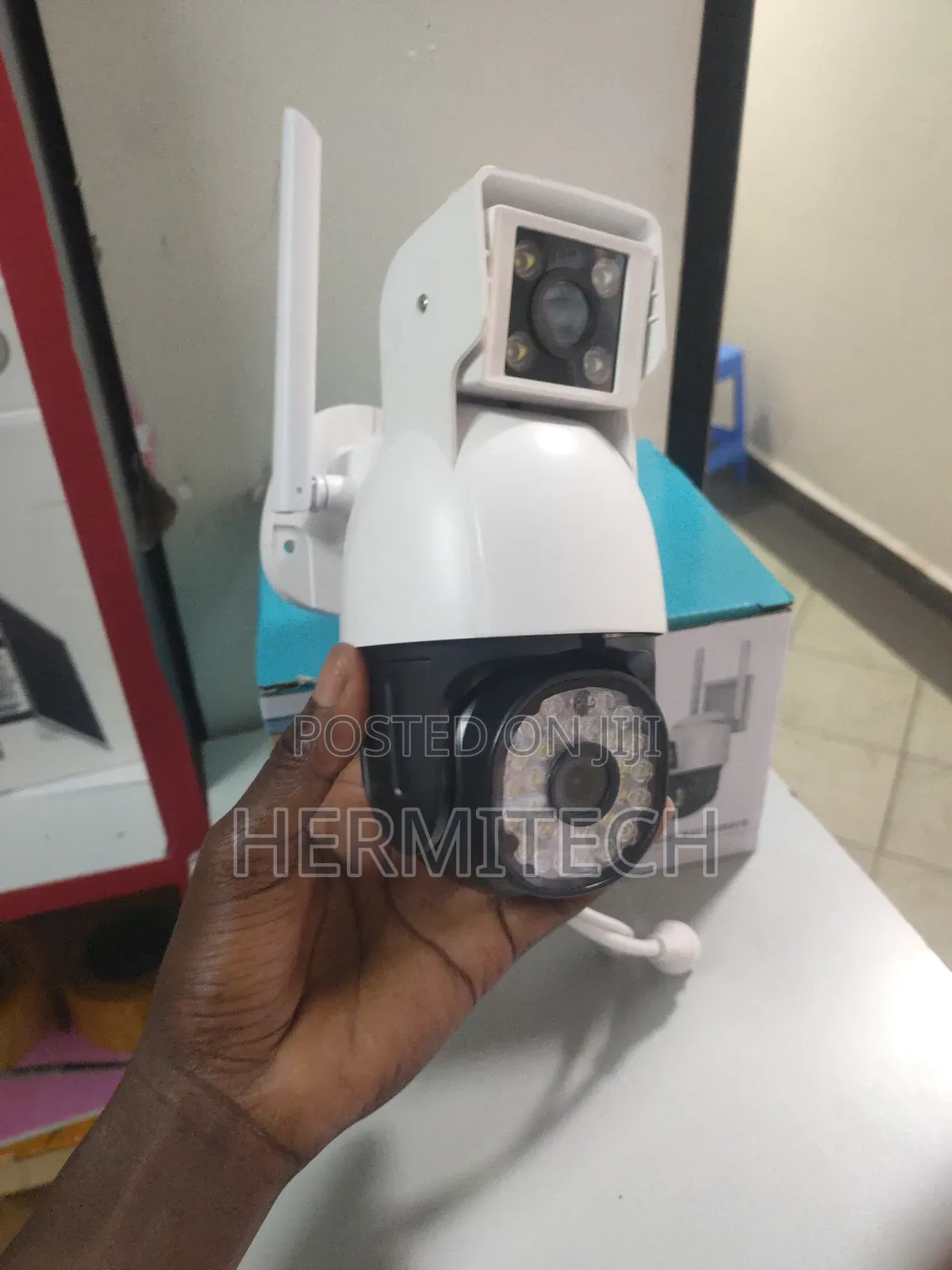 Dual Lense 4g Electric PTZ V380 Camera