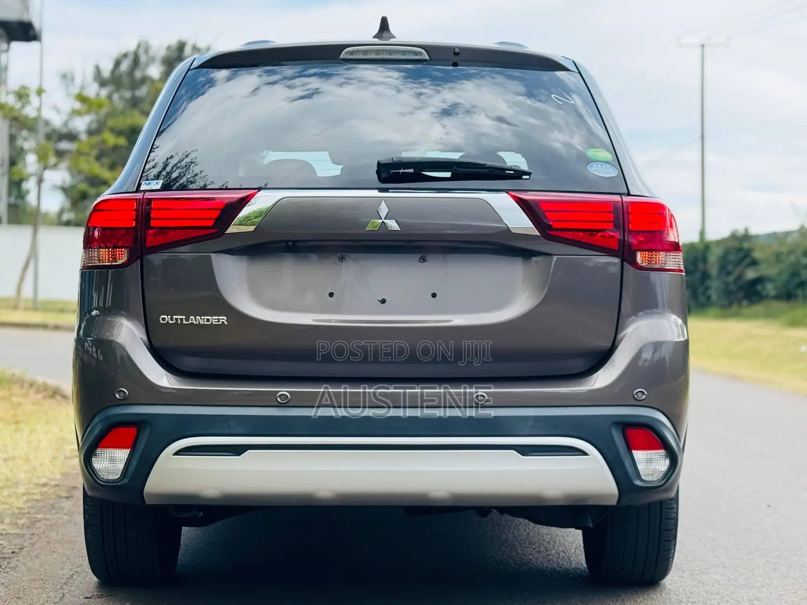 Mitsubishi Outlander 2019 Brown