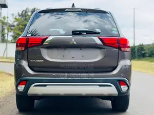 Mitsubishi Outlander 2019 Brown