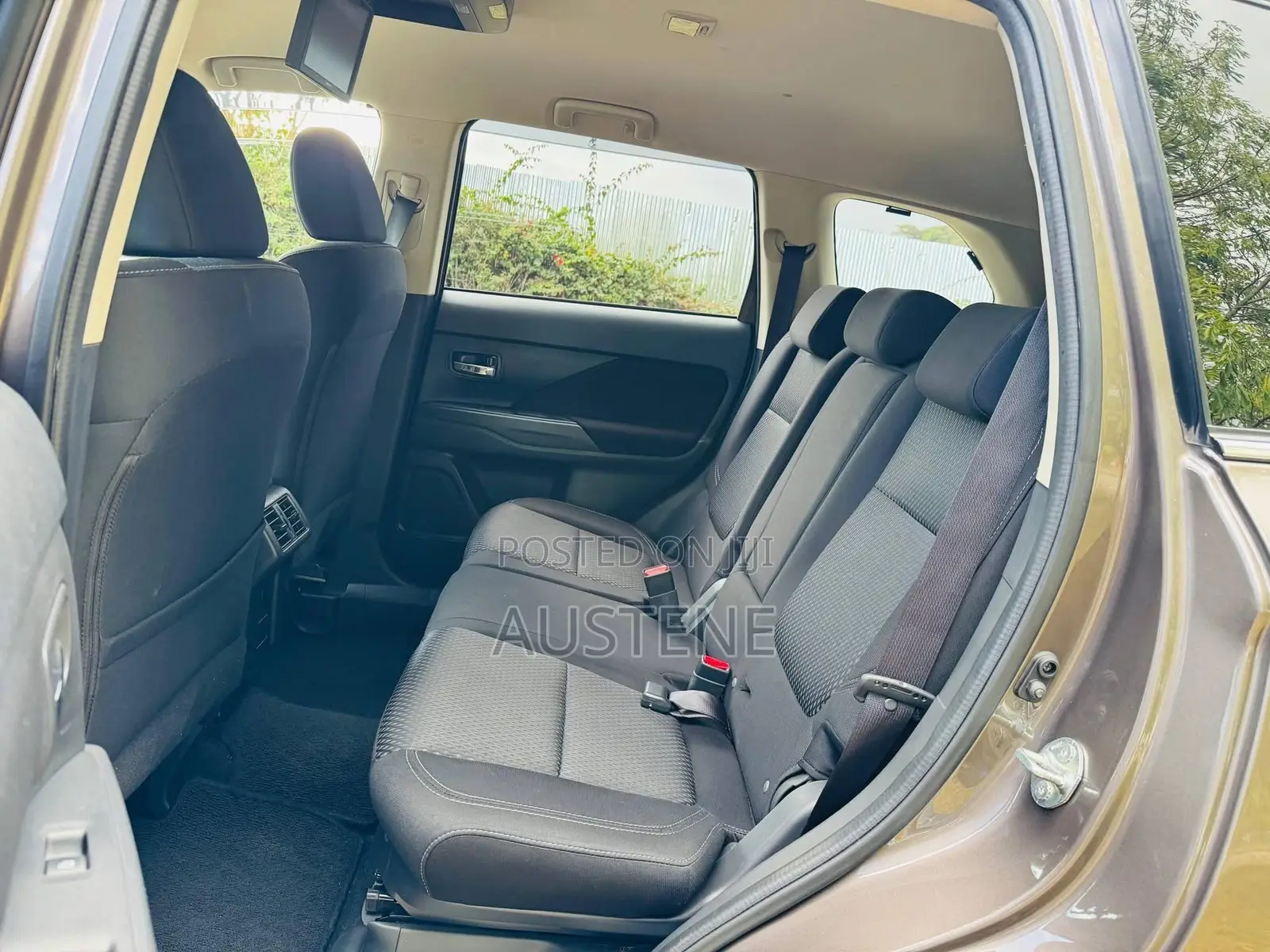 Mitsubishi Outlander 2019 Brown