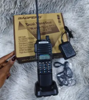 Baofeng Baofeng . Uv-82 8w Professional Two-Way Radio . . . . . . .