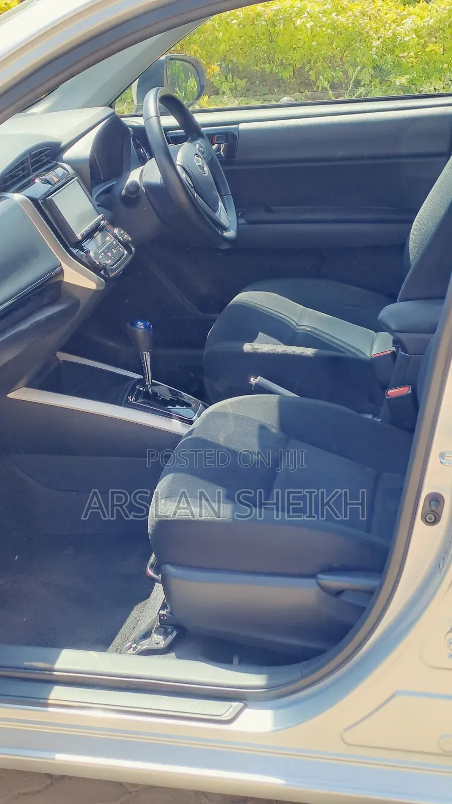 Toyota Corolla Fielder 2018 Silver