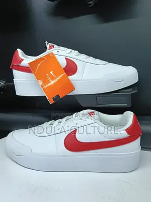 Nike Court Shot Sneakerz