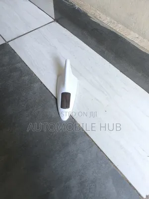 Universal Car Shark Fin With Led Light – Stylish Roof Antenna