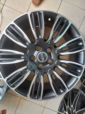 Range Rover Voque Size 20inch Rims