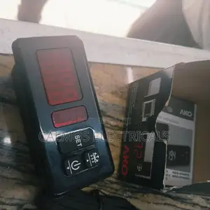 Digital Temperature Controller Panel