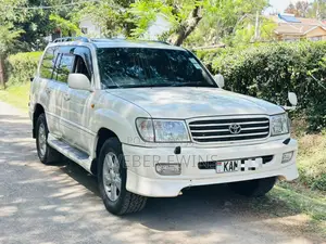 Toyota Land Cruiser Prado 1999 White