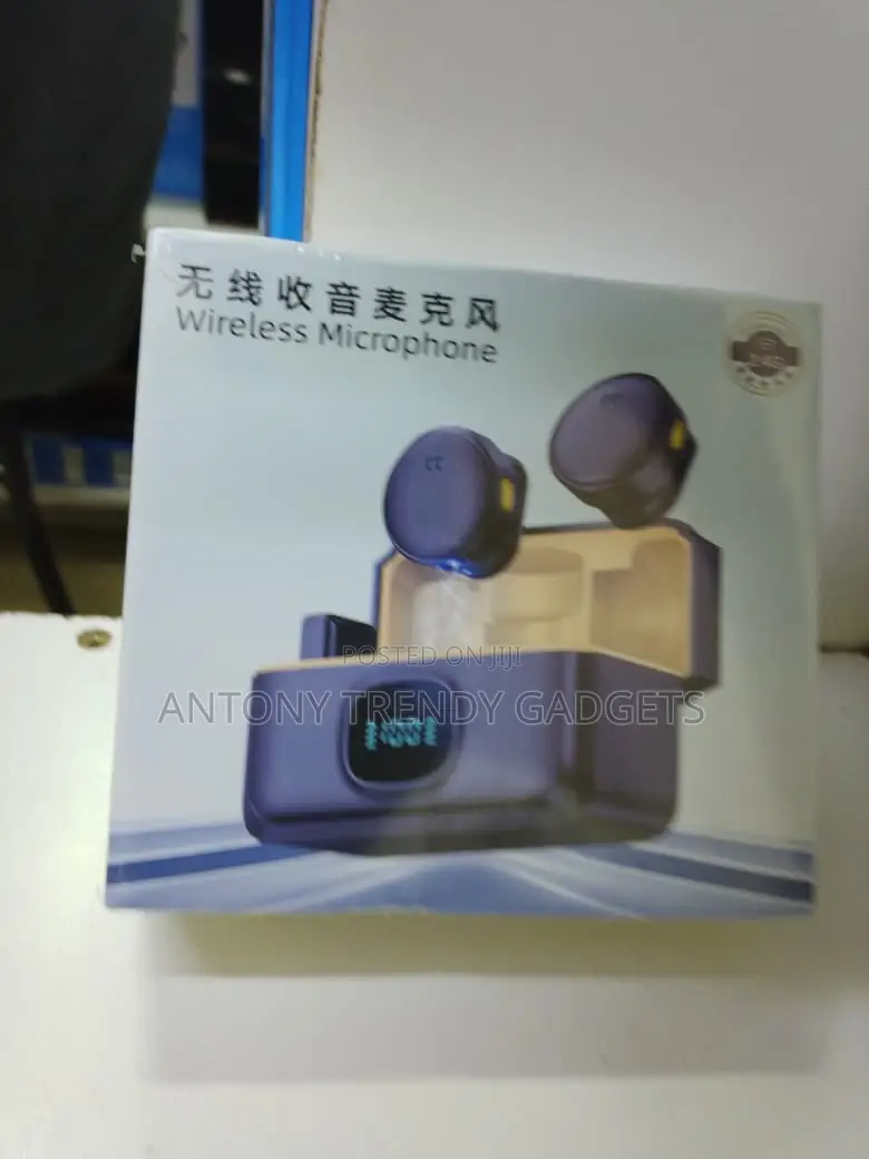 Clip-on Wireless Microphone System With Charging Case