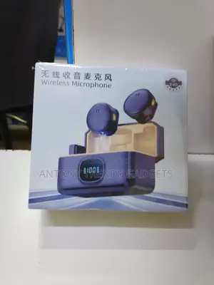 Clip-on Wireless Microphone System With Charging Case