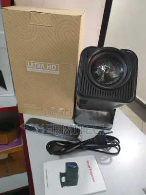 Smart Android Resolution Hy320 Modern High Quality 200inches Displa