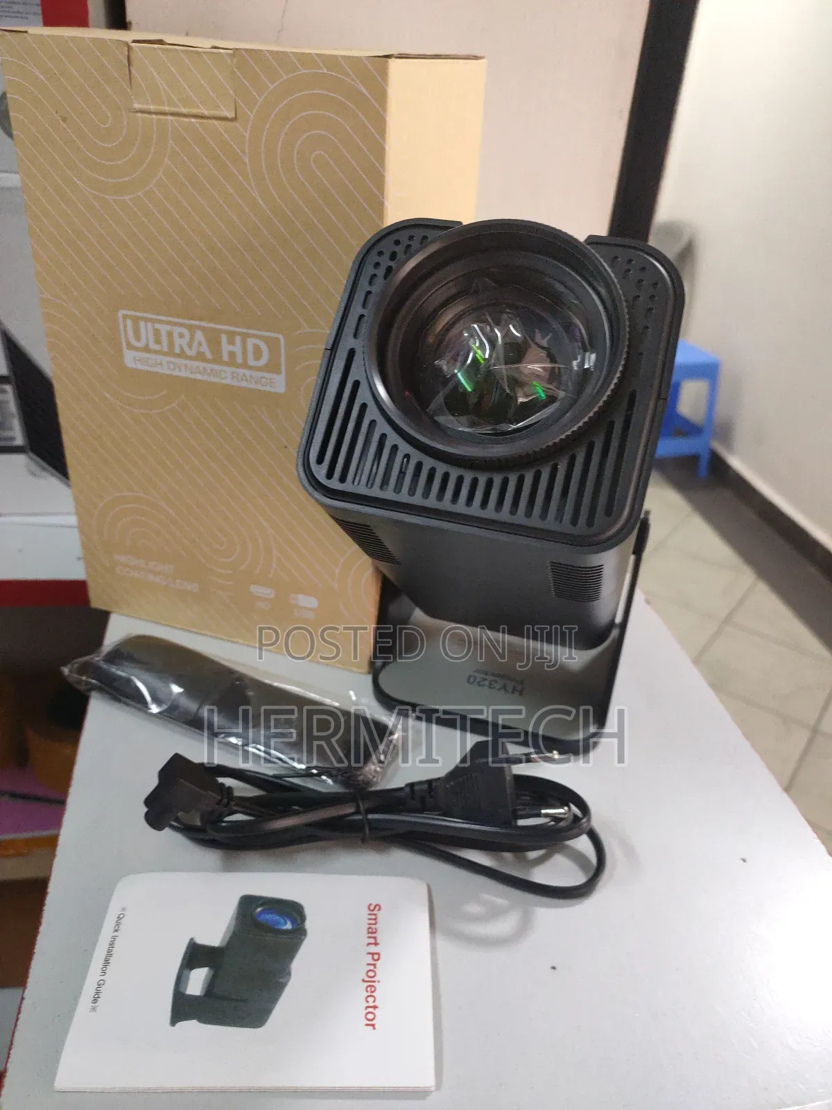 Smart Android Resolution Hy320 Modern High Quality 200inches Displa