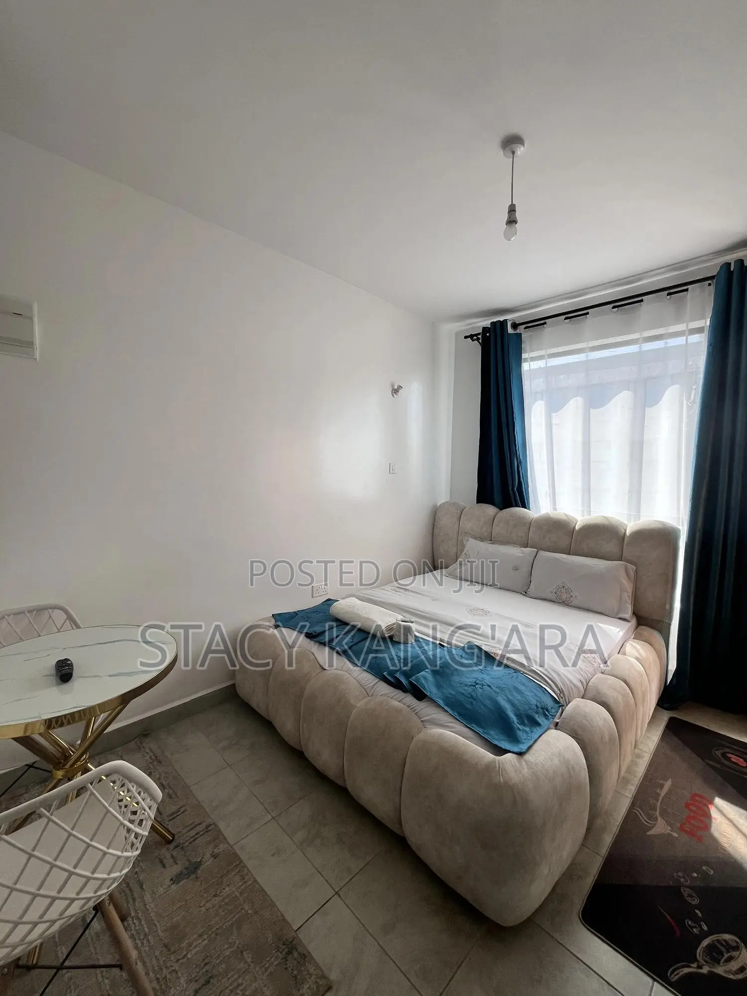 Modern Studio B B