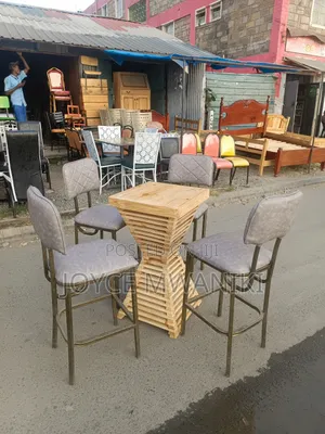 Classy Modern Bar Set 