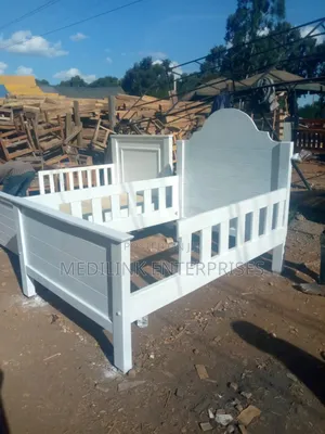 3.5*6 Customized Whitish Kids Beds