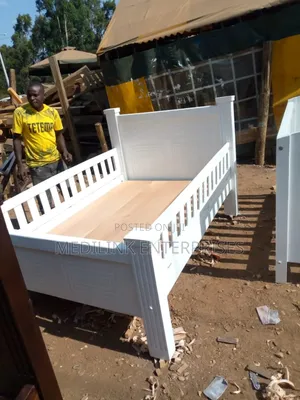 Customized 3.5*6 Kids Beds With Protector