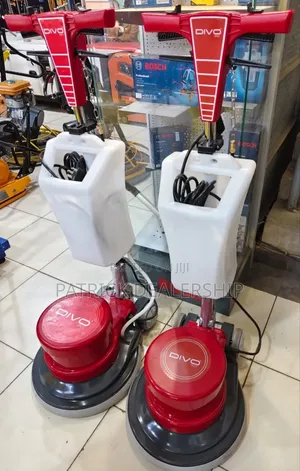 Commercial Floor Scrubber