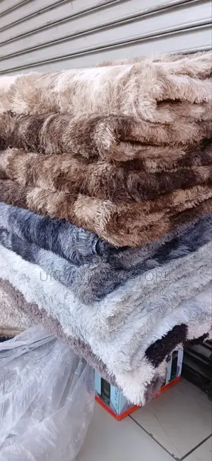Fluffy 5x8 Carpet for Modern Home Comfort
