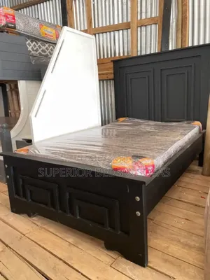 Strong 5 by 6 Panel Bed