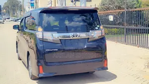 Toyota Vellfire 2018 Black
