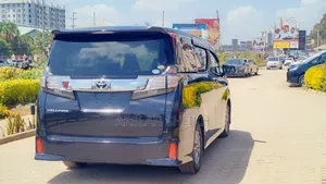 Toyota Vellfire 2018 Black