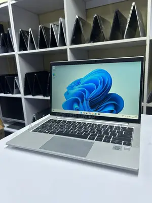 Laptop HP EliteBook 830 G7 8GB Intel Core I5 SSD 256GB