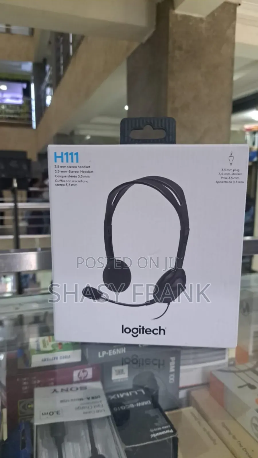 Logitech H111