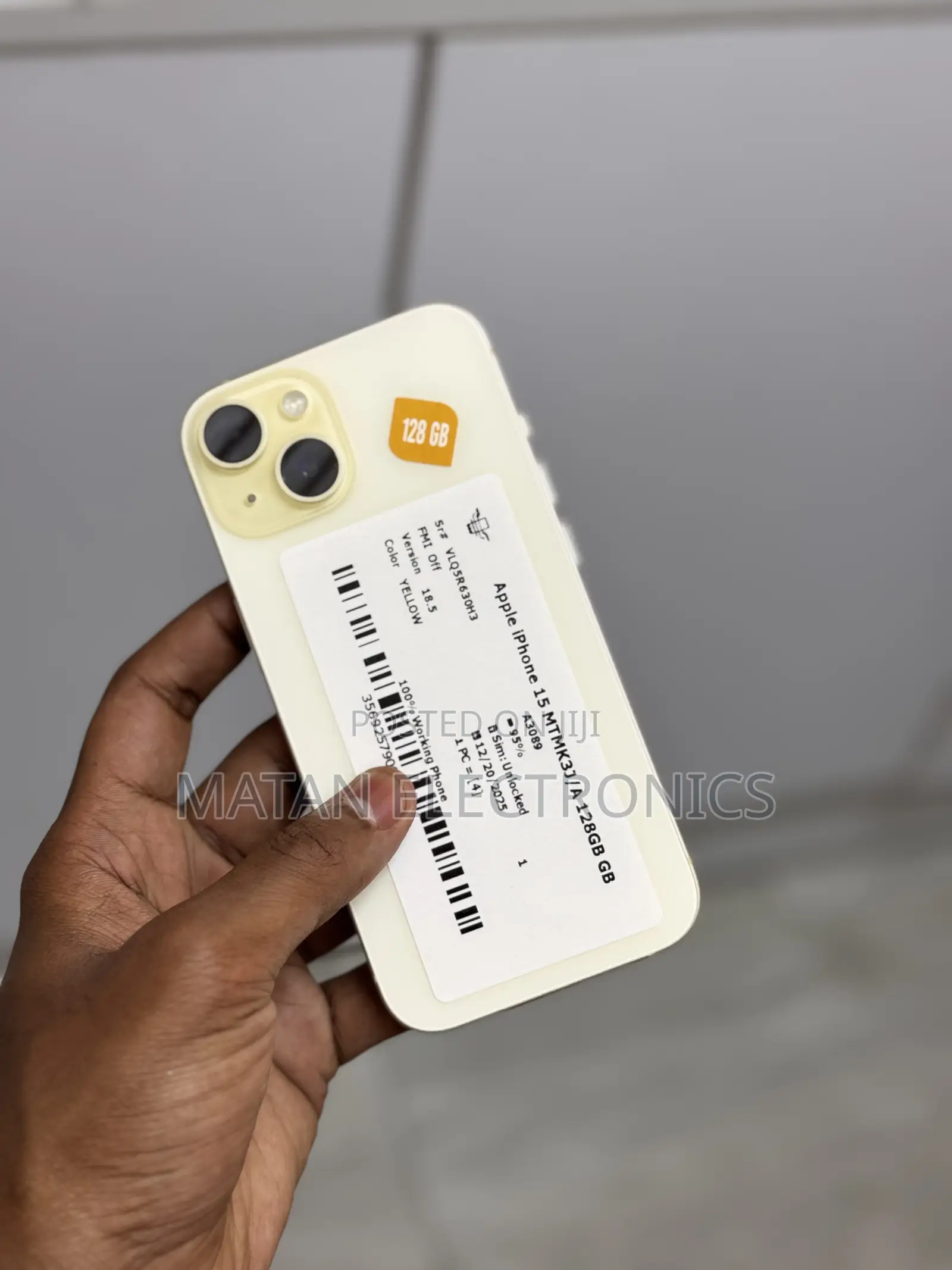 Apple iPhone 15 128 GB Yellow