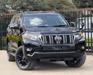 Toyota Land Cruiser Prado 2018 Black