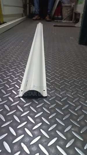 Powder Coated Floor Trunking 6ft