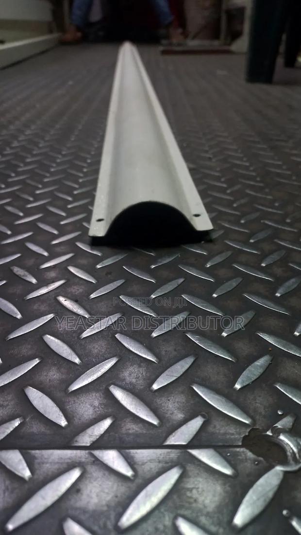 Powder Coated Floor Trunking 8ft - main view